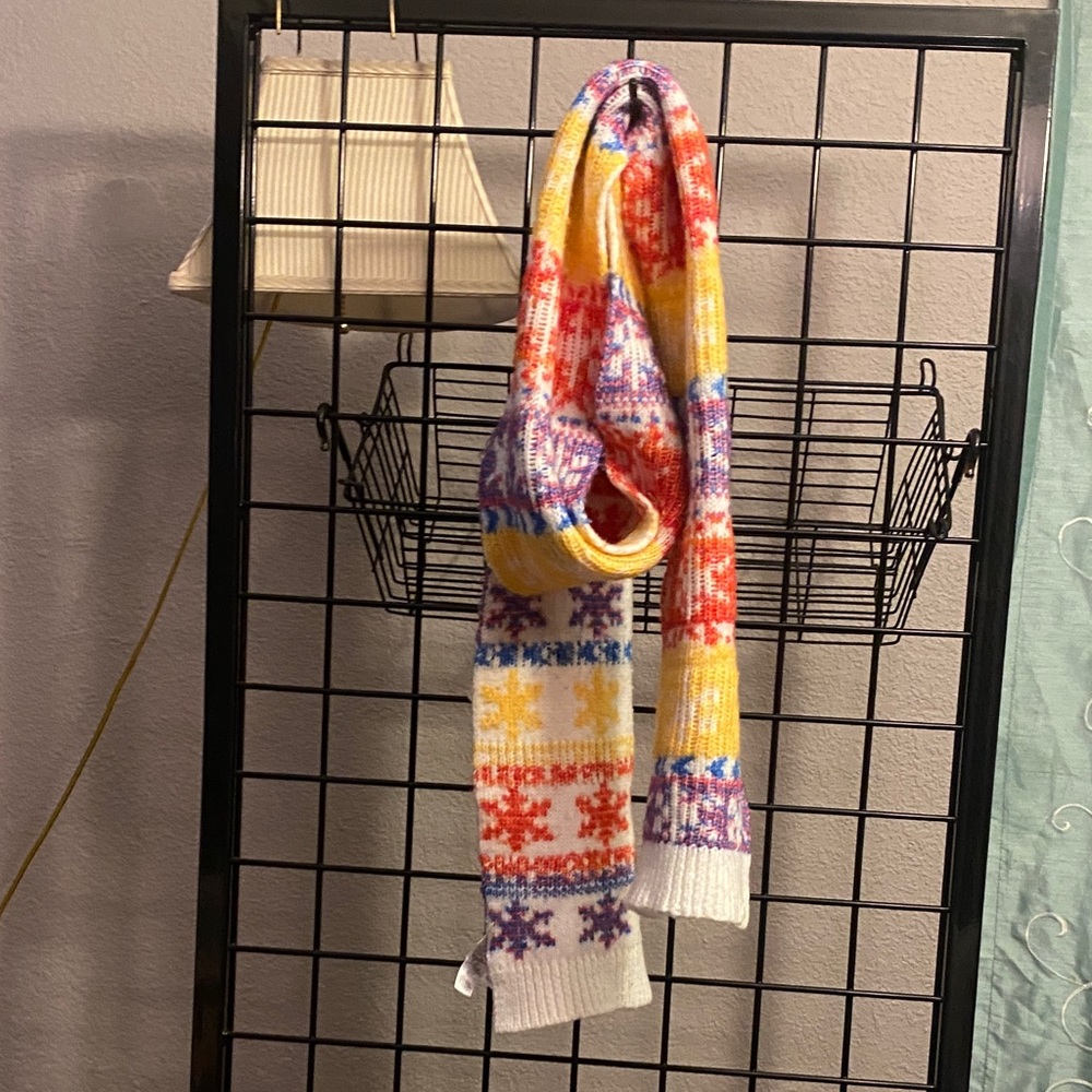 Old Navy Multicolor Knit Scarf